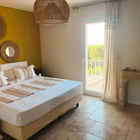 Bed & Breakfast Calaia Boutique