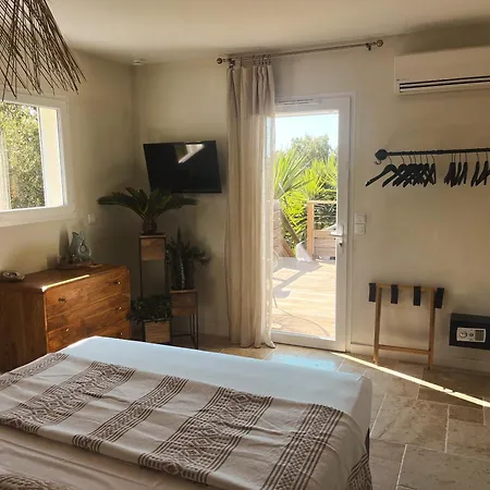 Bed & Breakfast Calaia Boutique
